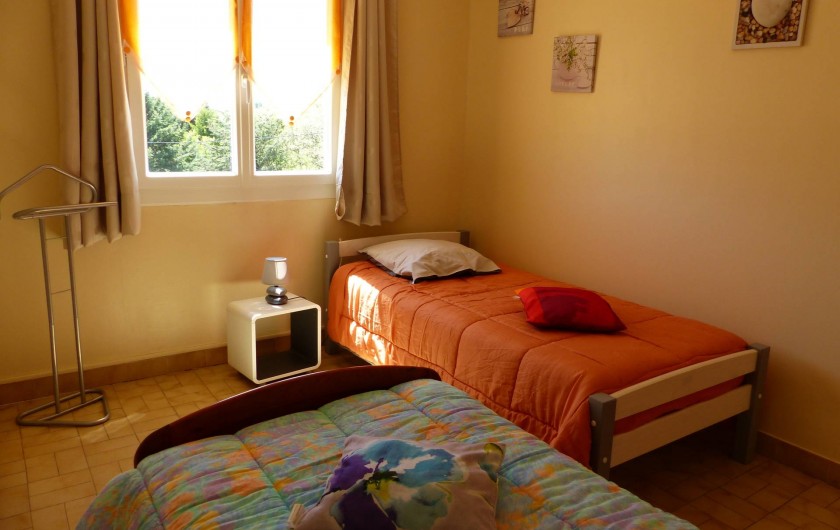 Location de vacances - Villa à Uzès - la chambre orange