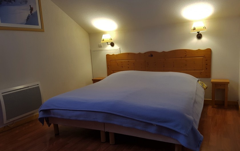 Location de vacances - Chalet à Le Dévoluy - chambre 2, deux lits 80 cm ( juxtaposés ou non)