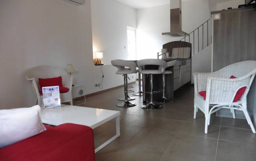 Location de vacances - Appartement à La Londe-les-Maures - Salon - Salle à manger de notre gîte "Les Mimosas"