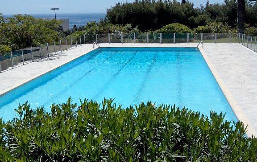 Location de vacances - Appartement à Cassis - La piscine, surveillée l'été.