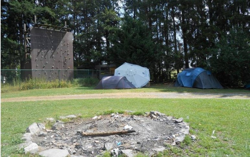 Location de vacances - Gîte à Dinant - Nous avons deux emplacements pour faire un feu de camp