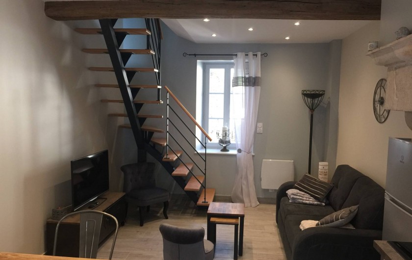 Location de vacances - Gîte à Meursault - Salon avec un canapé convertible 2 personnes .