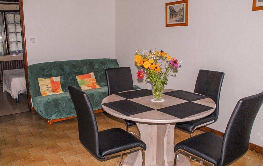 Location de vacances - Gîte à Prats-de-Carlux - Coin séjour salle à manger