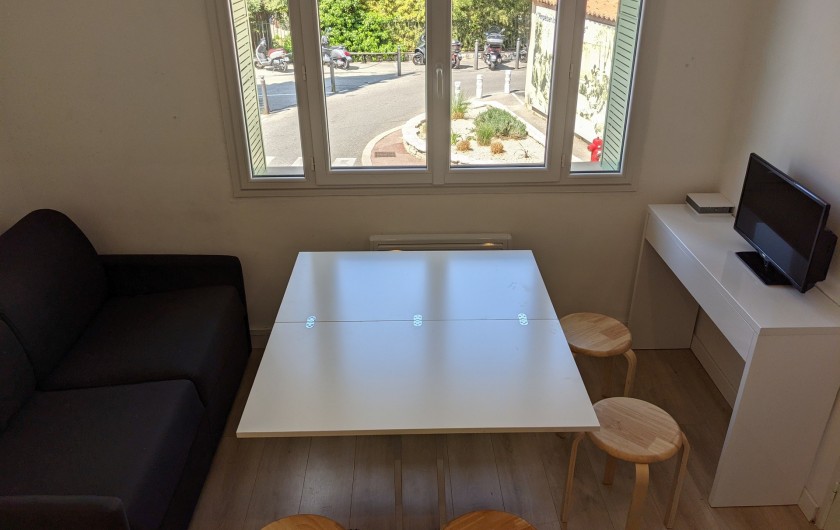 Location de vacances - Appartement à Cassis - table ouverte