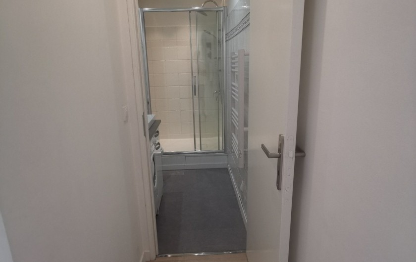 Location de vacances - Appartement à Cassis - salle de bain