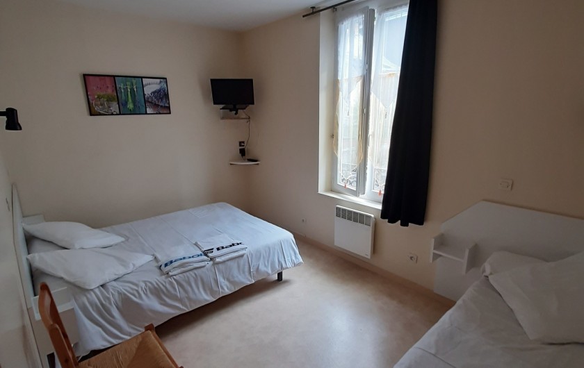 Location de vacances - Appartement à La Bourboule - chambre
