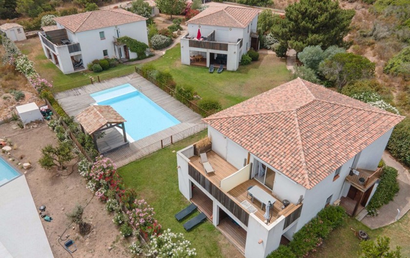 Location de vacances - Appartement à Porto-Vecchio - Cala Ross' Appart situé en rez-de-jardin dans la résidence Cala Rossa Park