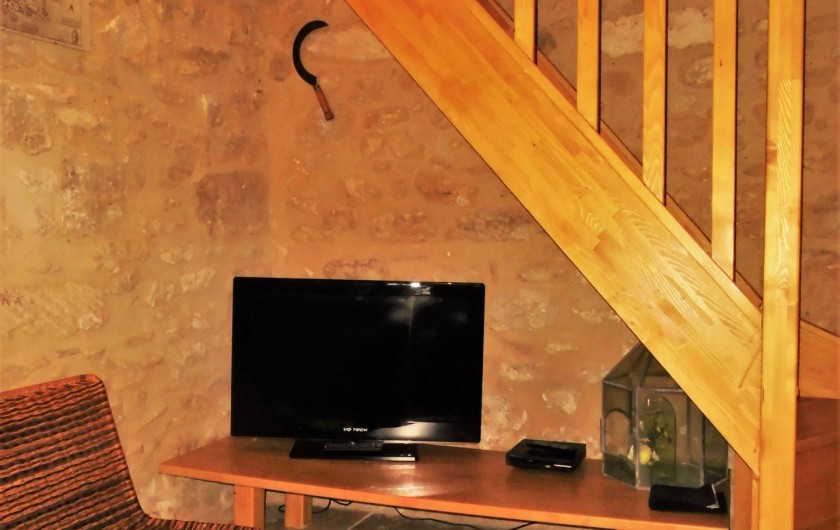 Location de vacances - Maison - Villa à Saint-Rémy-de-Provence - Télévision écran plat 81 cm et lecteur DVD
