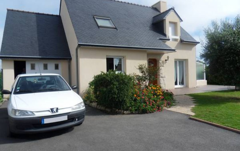 Location de vacances - Maison - Villa à Erdeven - Entrée : parking clos de 2 à 3 voitures