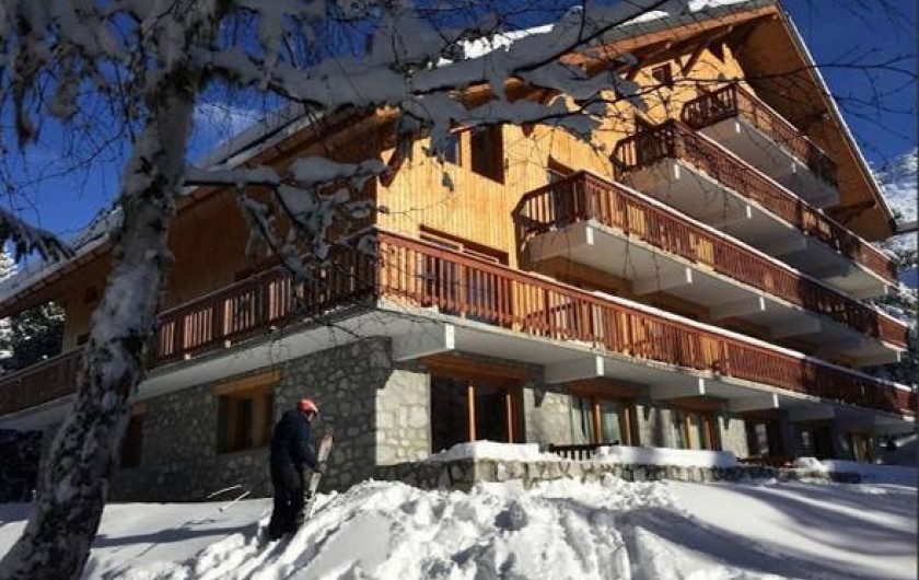 Location de vacances - Appartement à Méribel - Situé au pied des pistes, l'appartement est au RDC, départ skis aux pieds!!