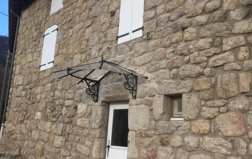 Location de vacances - Maison - Villa à Saint-Julien-Labrousse - l'entrée principale