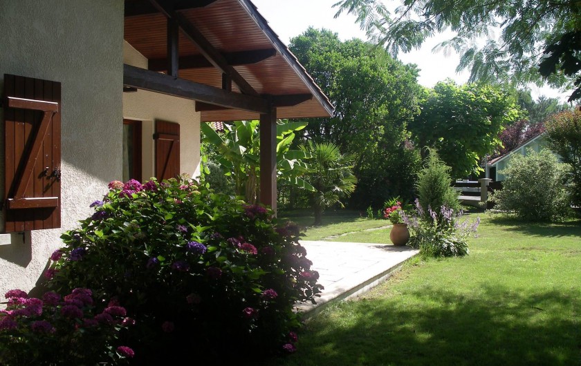 Location de vacances - Villa à Sanguinet - le jardin clos