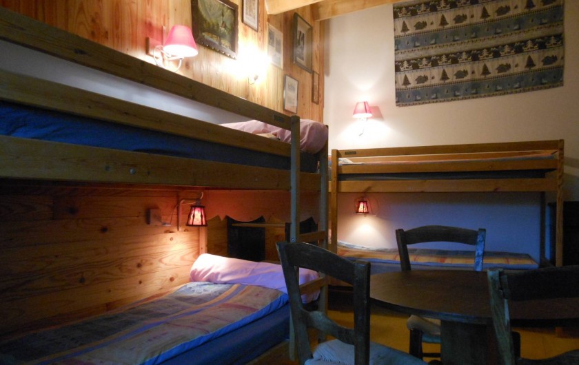 Location de vacances - Gîte à Gras - Le refuge : 3 lits superposés