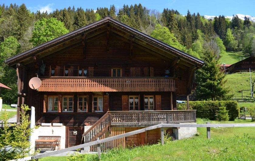 Location de vacances - Chalet à Les Diablerets - Chalet la Croisée en été (sud)
