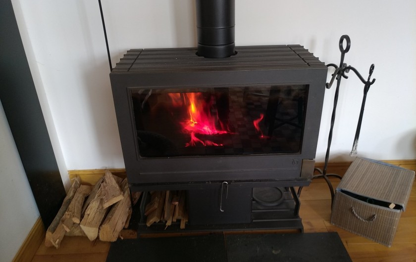 Location de vacances - Maison - Villa à Puyvalador - poêle à bois