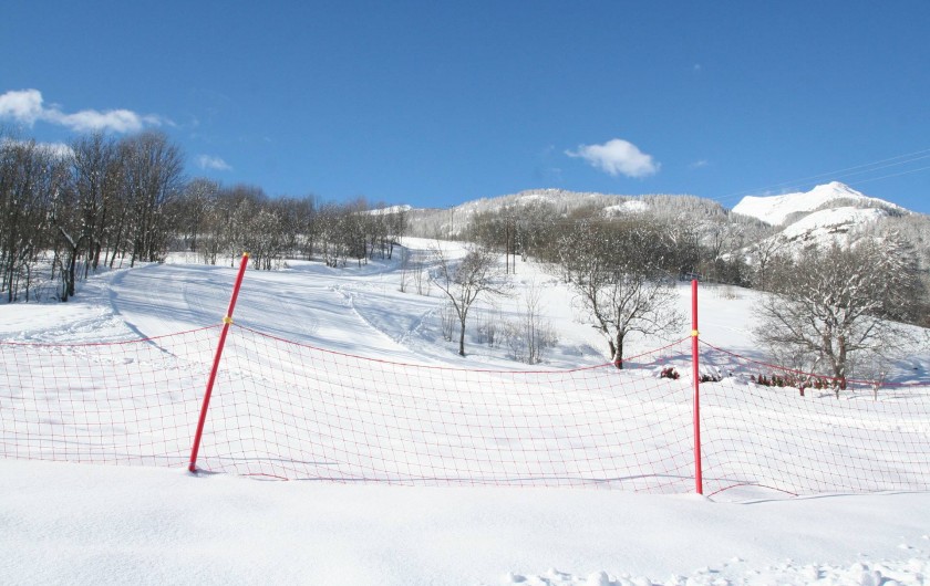 Location de vacances - Chalet à Puy-Saint-Vincent - La piste à 200 m