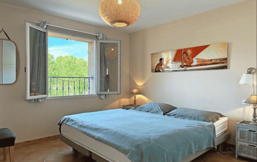 Location de vacances - Villa à Sanary-sur-Mer - chambre étage