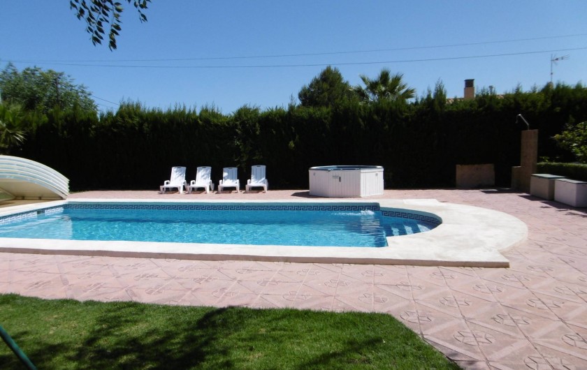 Location de vacances - Villa à Sant Vicent del Raspeig - piscina