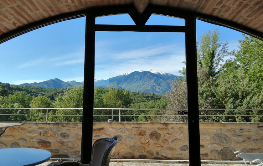 Location de vacances - Gîte à Eus - Vue Canigou chambre d'hôtes