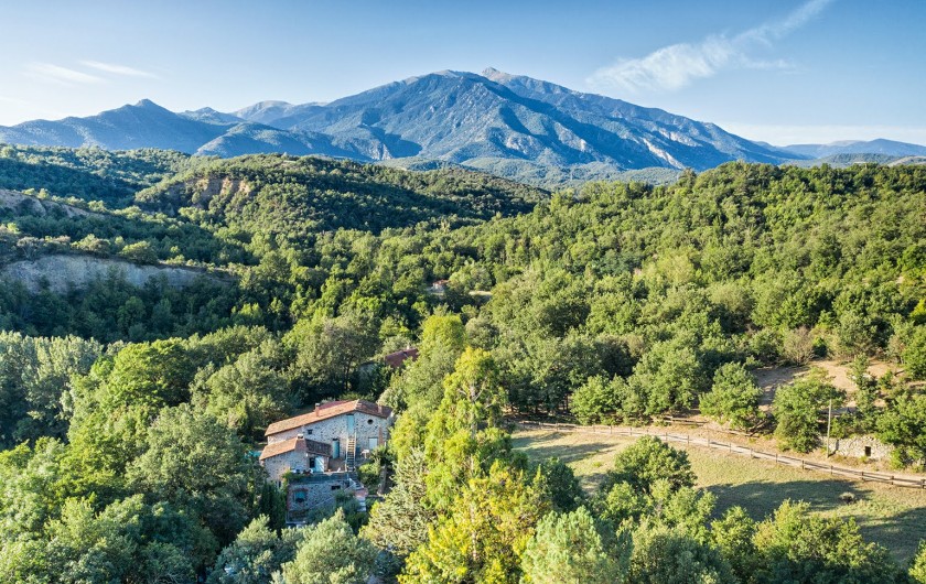 Location de vacances - Gîte à Eus - Vue aérienne de la propriété