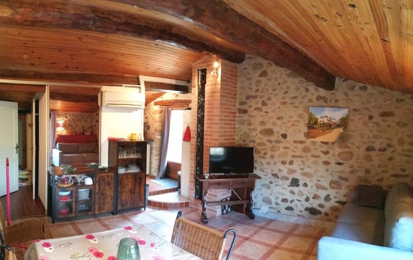 Location de vacances - Gîte à Eus - Salon/séjour gîte Rose