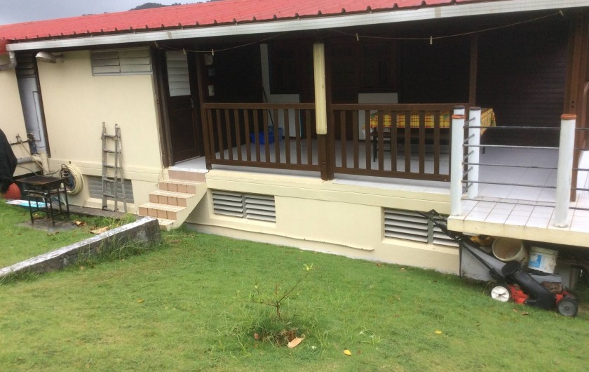 Location de vacances - Villa à Rivière-Pilote - ARRIERE VILLA SUR JARDIN