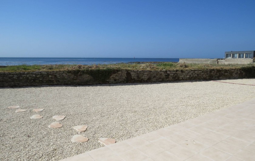 Location de vacances - Villa à Treffiagat - terrasse extérieure pour salon de jardin et bain de soleil
