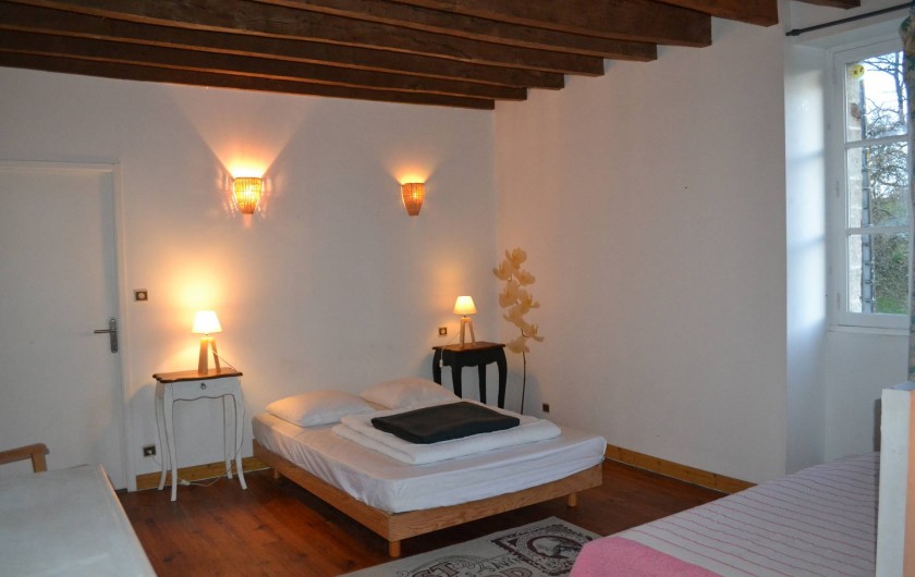 Location de vacances - Gîte à La Baconnière - Chambre 1er étage (lit 140x190 + lit appoint 90x190)