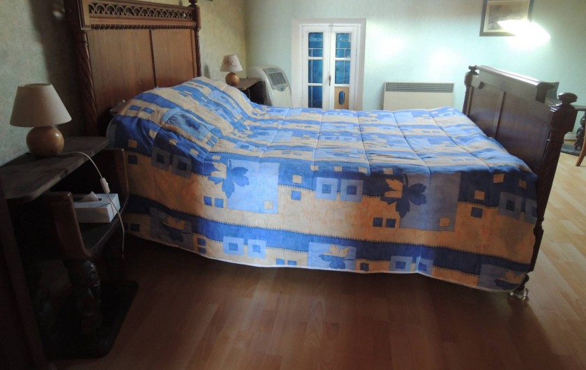 Location de vacances - Appartement à Villeneuve-Minervois - Chambre couple, lit 2 places