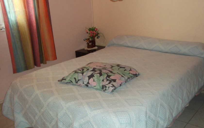 Location de vacances - Appartement à Les Anses-d'Arlet - Chambre climatisée n° 2 lit double