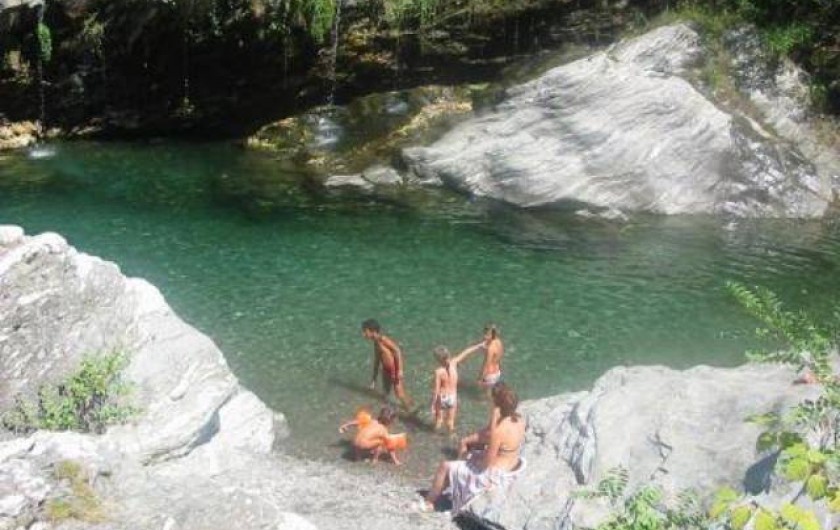 Location de vacances - Gîte à Boisset-et-Gaujac - Proche des rivières pour le canoé et la baignade