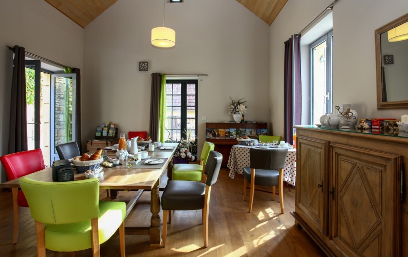 Location de vacances - Chambre d'hôtes à Carsac-Aillac - Salle des petits déjeuner