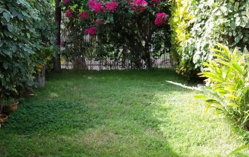 Location de vacances - Villa à Sainte-Anne - jardin privatif