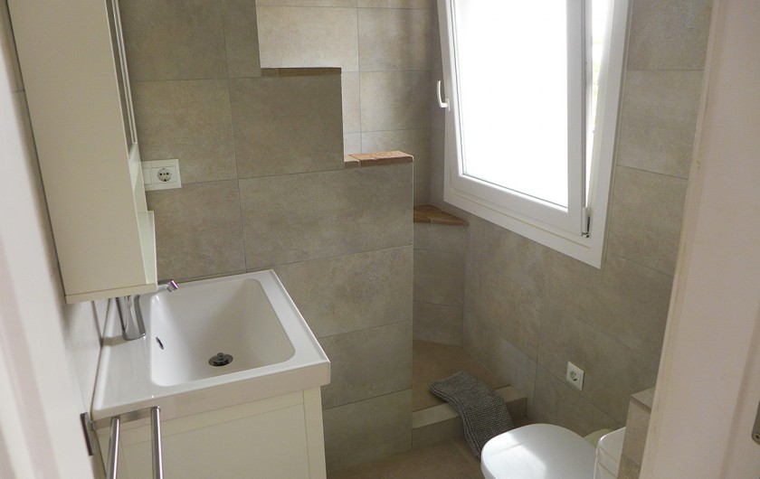 Location de vacances - Appartement à Nerja - Salle de bain avec douche à l'italienne