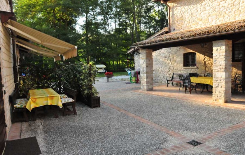 Location de vacances - Appartement à Gubbio - Place extérieur privée app., Ciclamino e Girasole