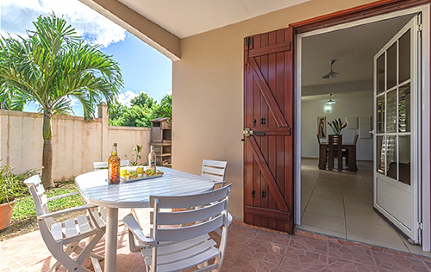 Location de vacances - Maison - Villa à Le Moule - Terrasse