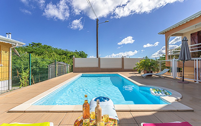 Location de vacances - Maison - Villa à Le Moule - Piscine