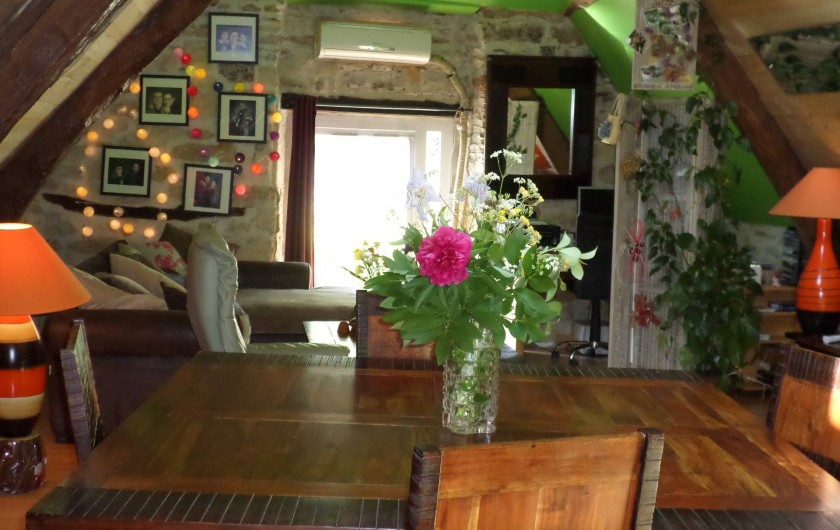 Location de vacances - Maison - Villa à Causse-et-Diège - pièce à vivre très accueillante