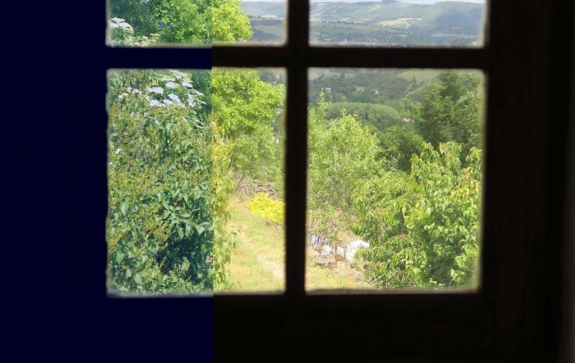 vue sur Marvejols par une petite fenêtre au nord "fenestrou"