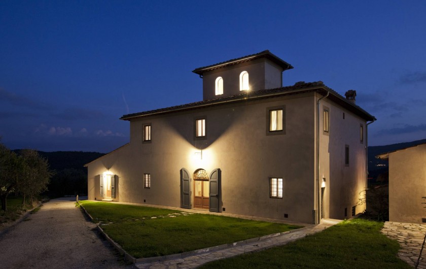 Location de vacances - Villa à San Donato In Collina - By night....