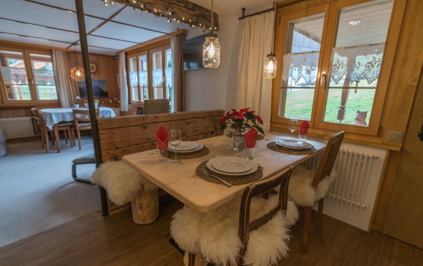 Location de vacances - Appartement à Grindelwald - table à manger