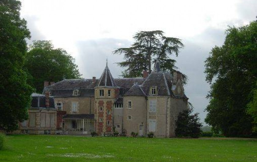 Location de vacances - Château - Manoir à Ourouer-les-Bourdelins - Vue arrière
