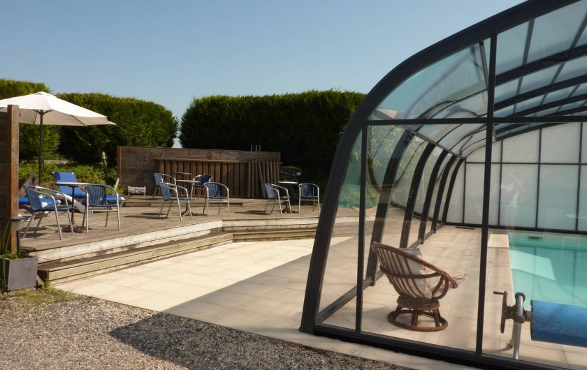 Location de vacances - Gîte à Cancale - Le coin solarium côté piscine  A partager avec nos autres hôtes