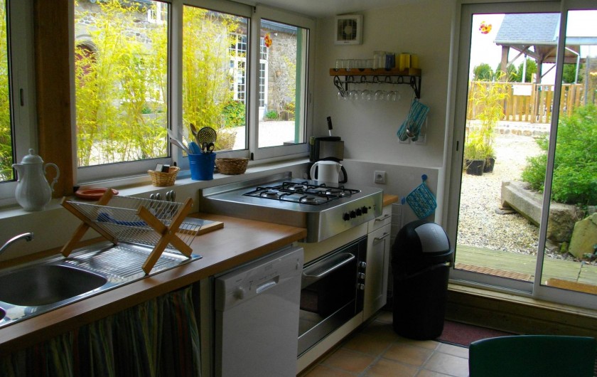 Location de vacances - Gîte à Cancale - Cuisine entièrement équipée
