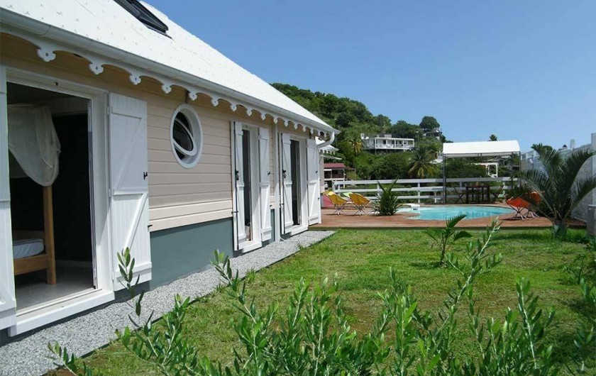 Location de vacances - Villa à Le Robert - Les chambres avec un accès direct au jardin