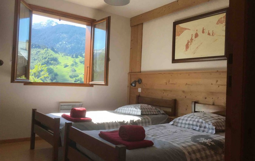 Location de vacances - Chalet à Arêches - Chambre Roche Plane lits jumeaux  2*80*200 ou lit assemblé King Size