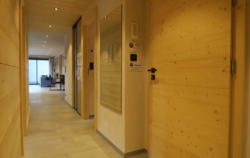 Location de vacances - Appartement à Les Gets - Couloir