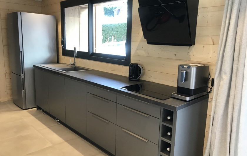 Location de vacances - Appartement à Les Gets - Cuisine espace cuisson