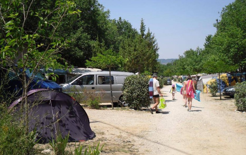 Location de vacances - Camping à Bauduen