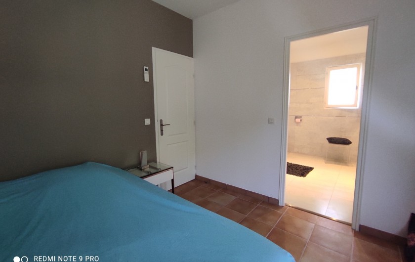 Location de vacances - Villa à Les Issambres - Chambre 1 avec lit double de 180